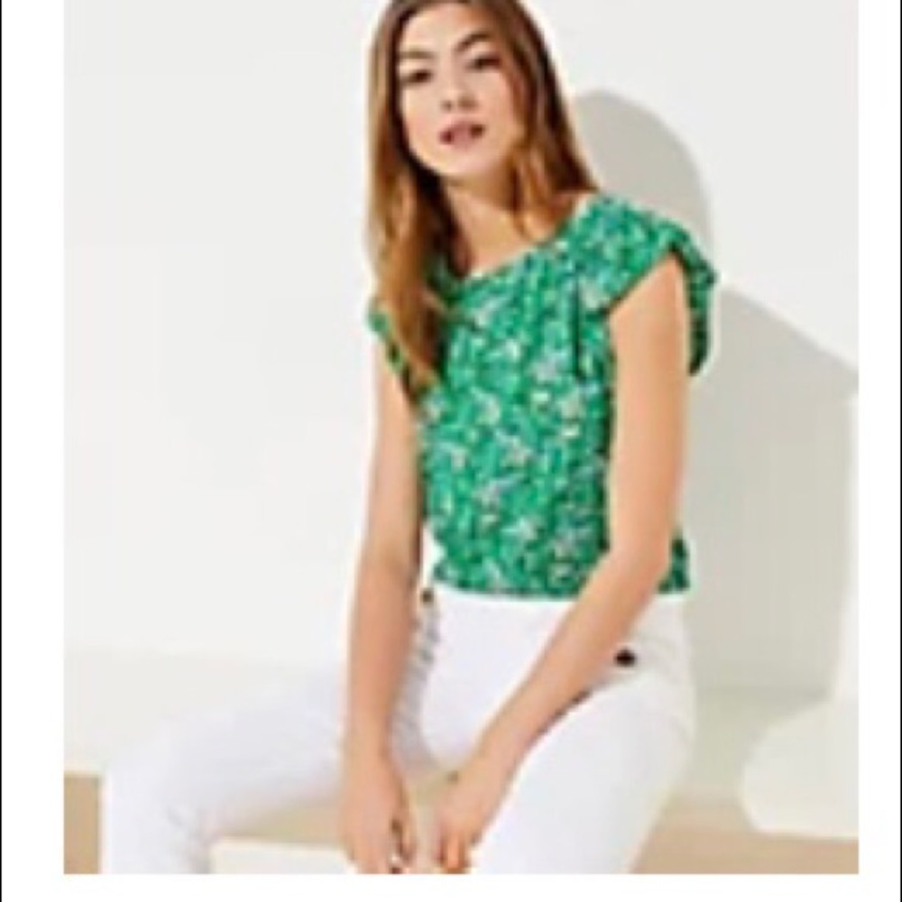 Lofte floral green blouse with flutter sleeve